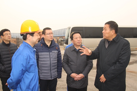 临汾市委常委政法委书记郭行杰一行莅临通才公司开展环保专项督查