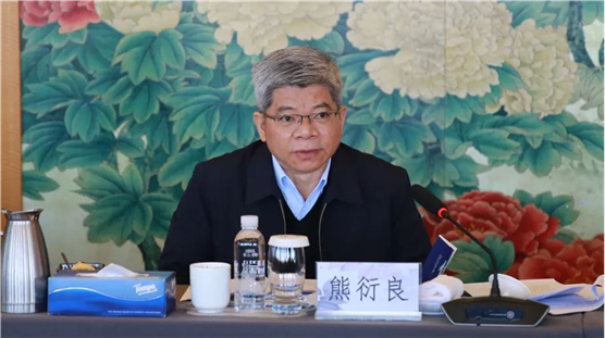 厦门自贸委常务副主任熊衍良一行到访新天钢,丁立国董事长热情接待