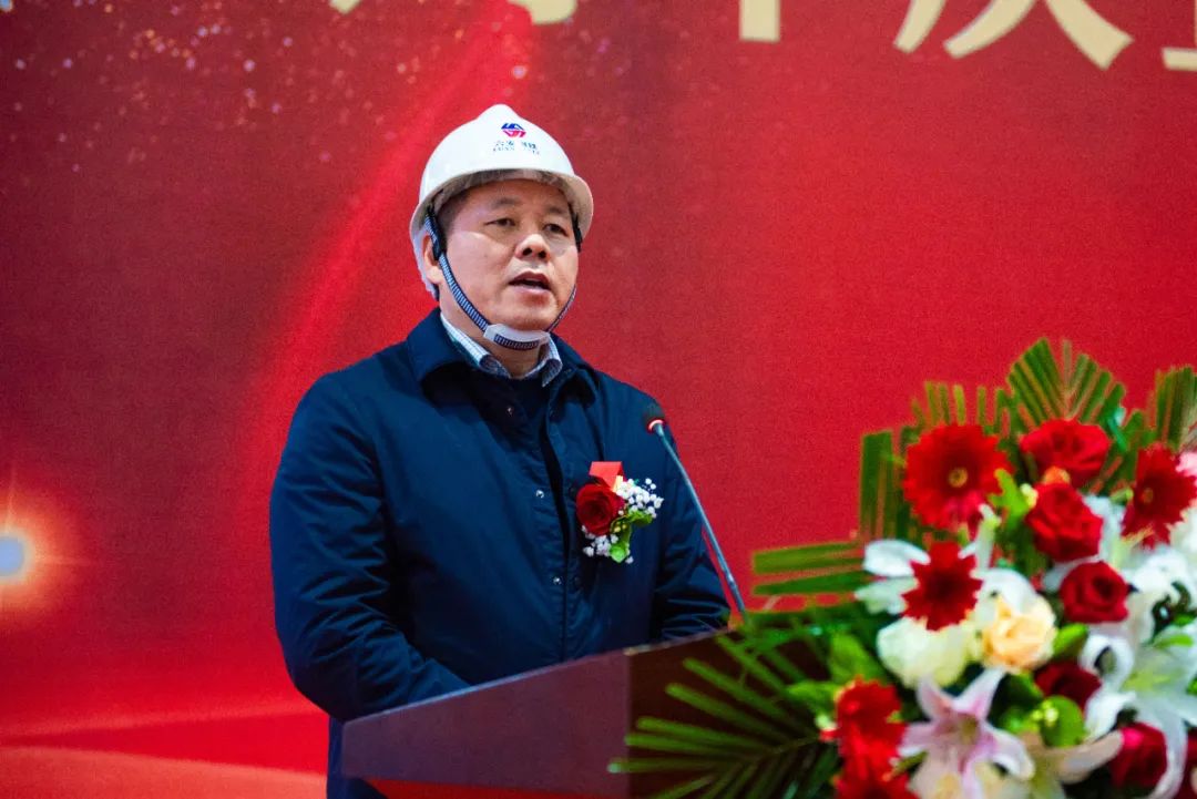 商晓波指出,安徽鸿路钢结构(集团)股份有限公司与六钢集团在合作中,不